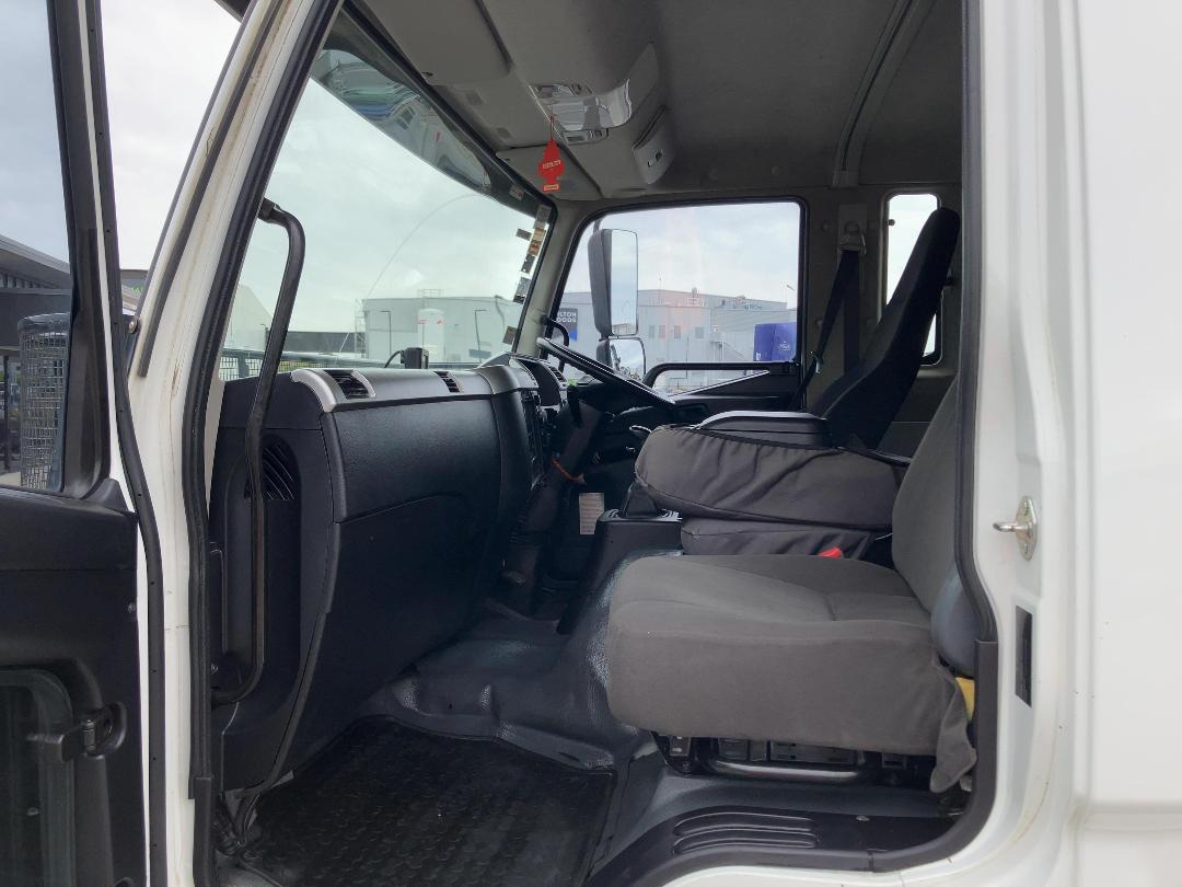 Photo '17' of Fuso FIGHTER FN2428 FN62FK2RFAK Tipper