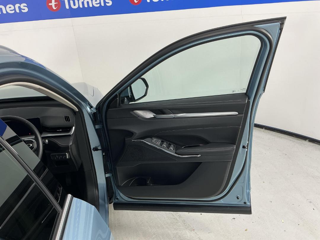 Photo '15' of Haval H6