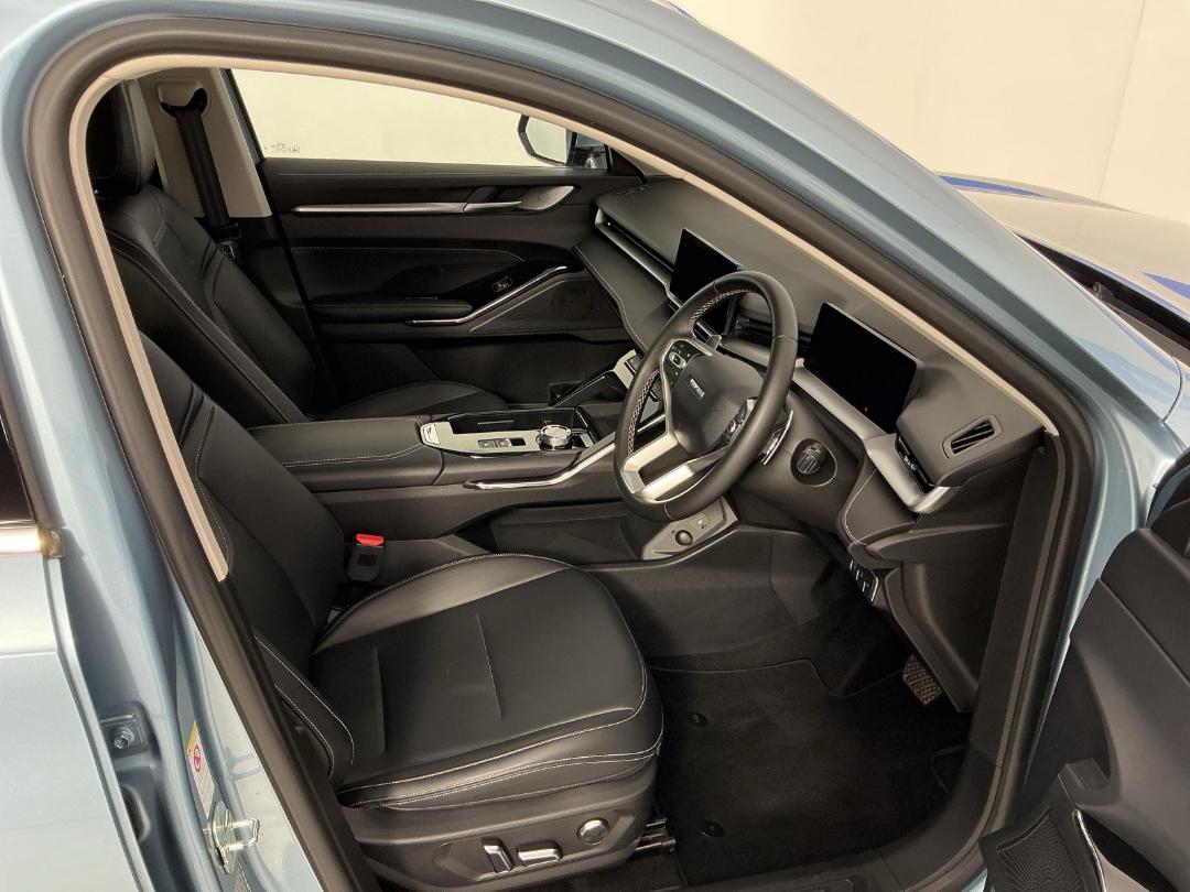 Photo '16' of Haval H6