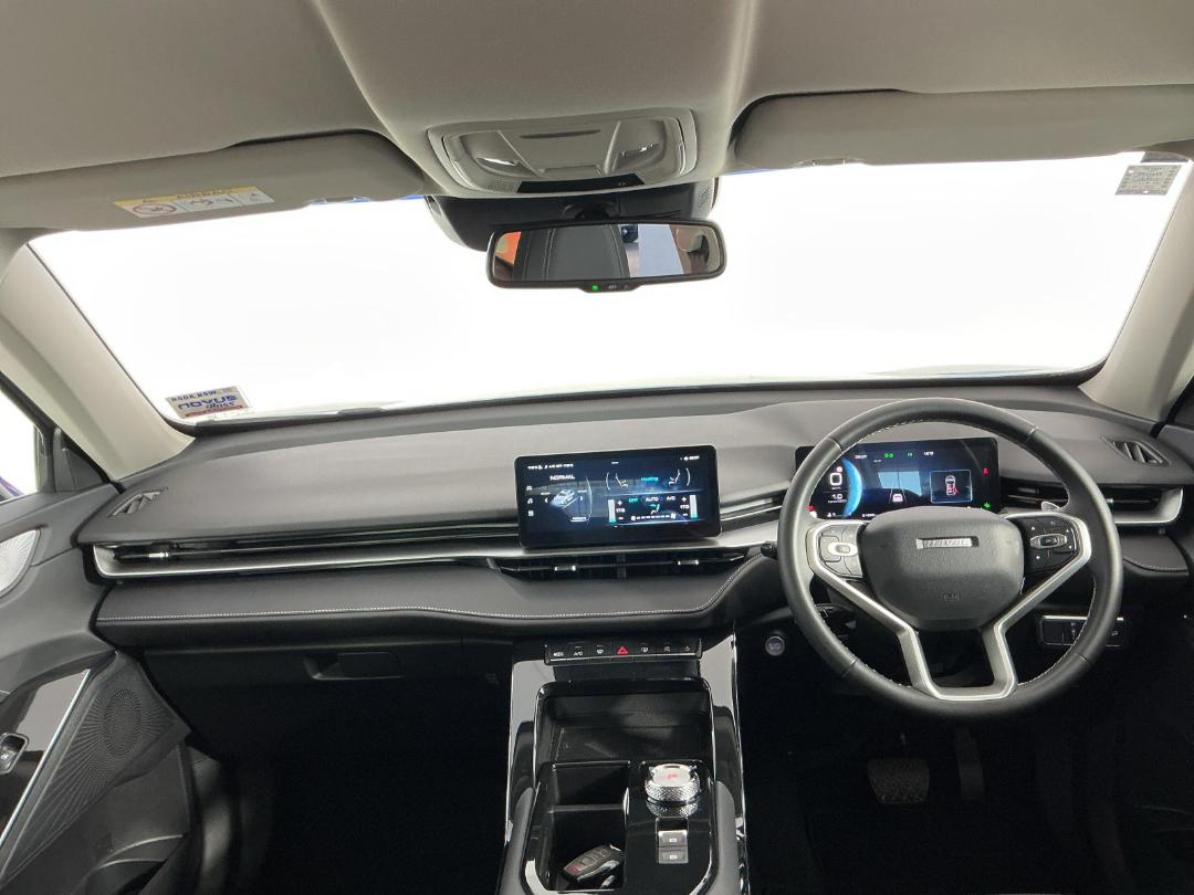 Photo '17' of Haval H6