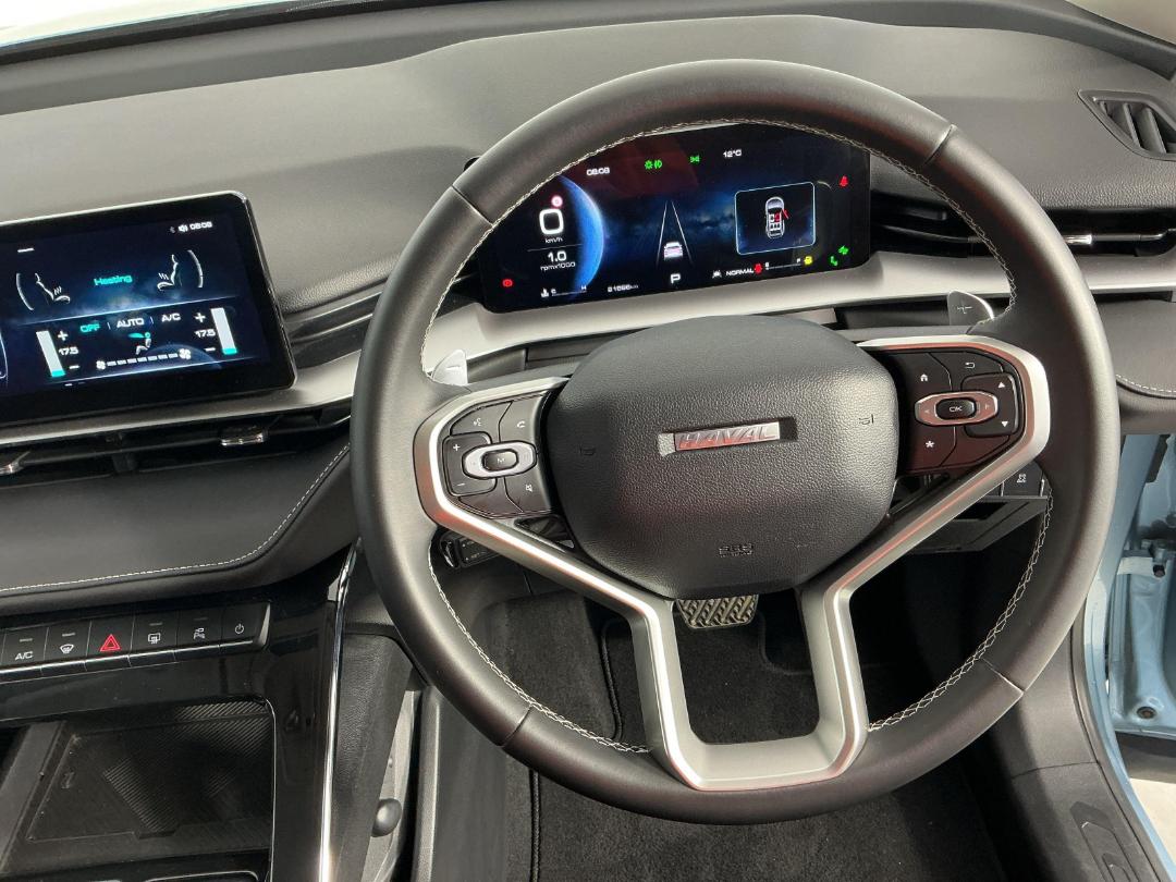 Photo '24' of Haval H6