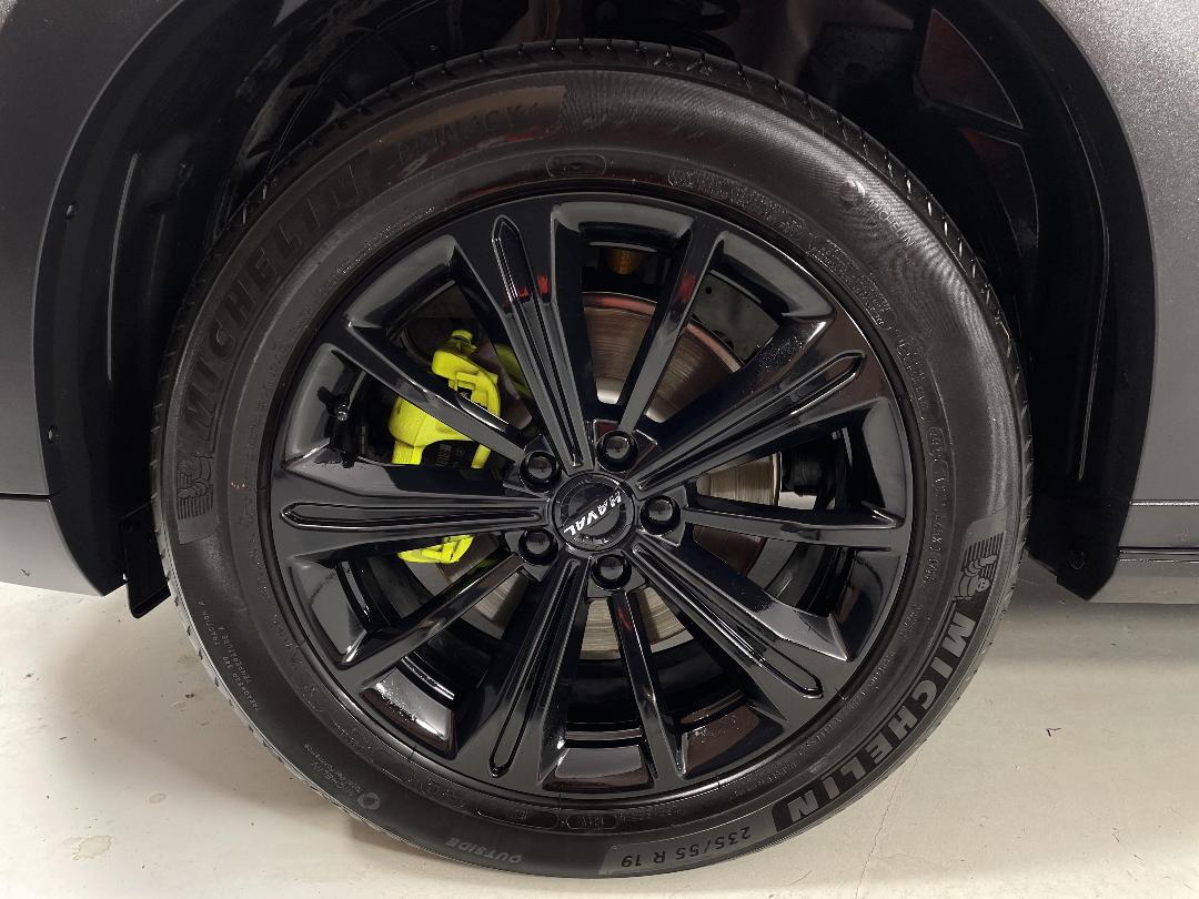 Photo '10' of Haval H6