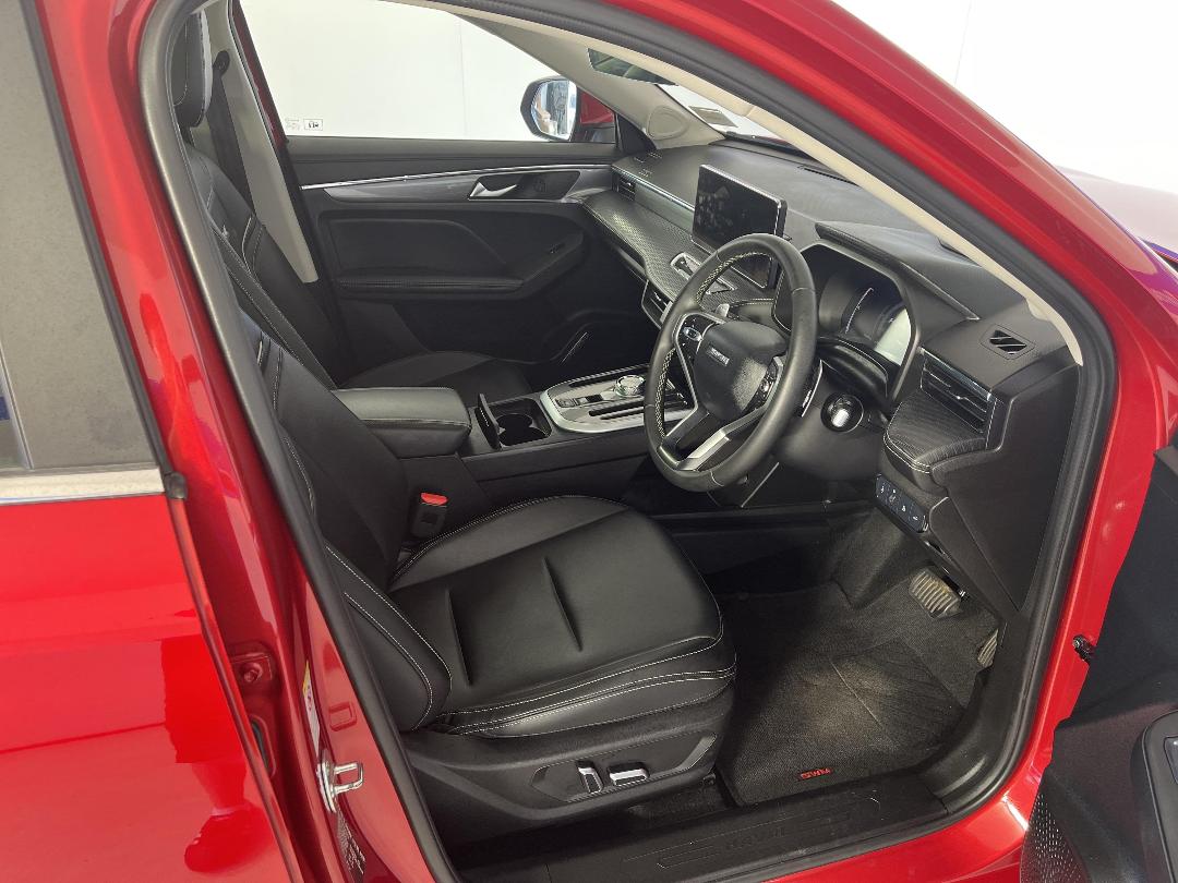 Photo '16' of Haval Jolion Photo '16' of Haval Jolion