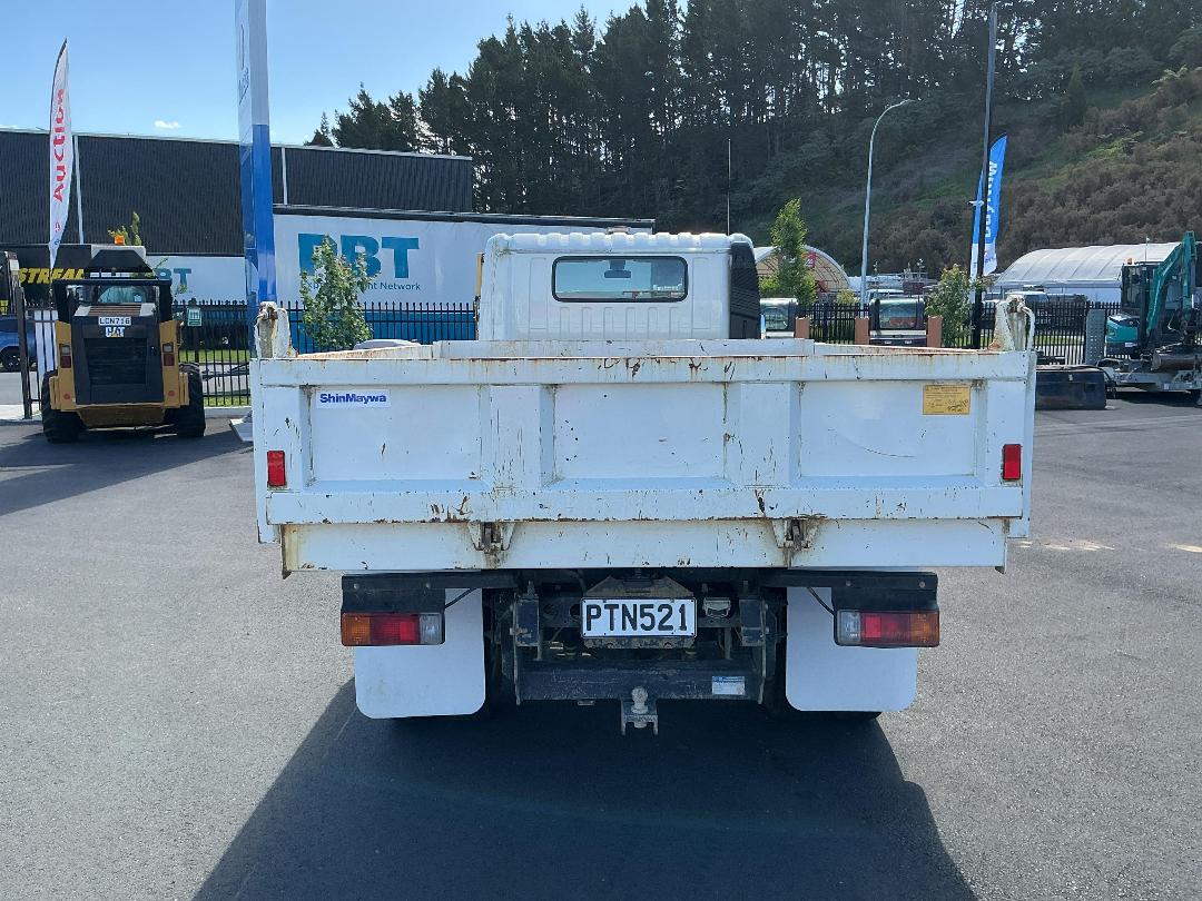 Photo '5' of Hino 300 XZU710R Tipper