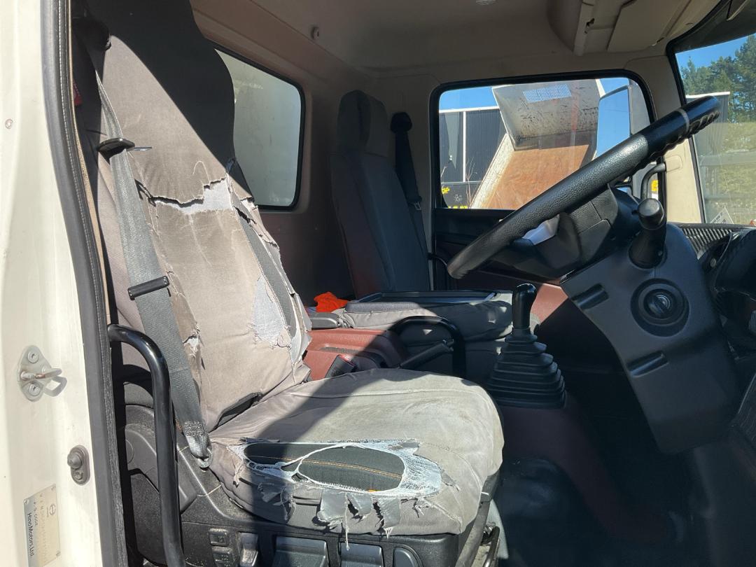 Photo '10' of Hino 500 FC2AG1A-DBAAE Chiller