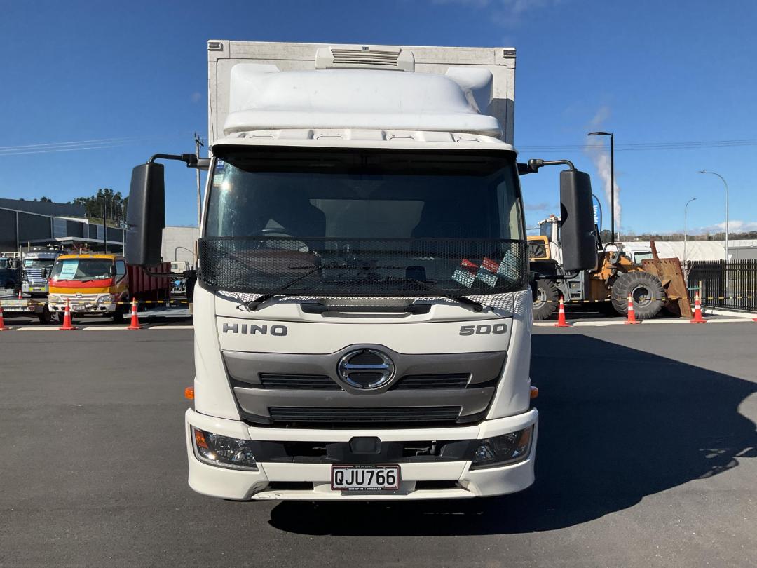 Photo '9' of Hino 500 FC2AG1A-DBAAE Chiller