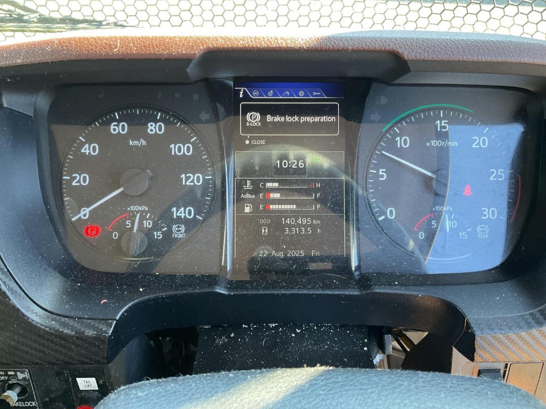 Photo '11' of Hino 500 FC2AG1A-DBAAE Chiller