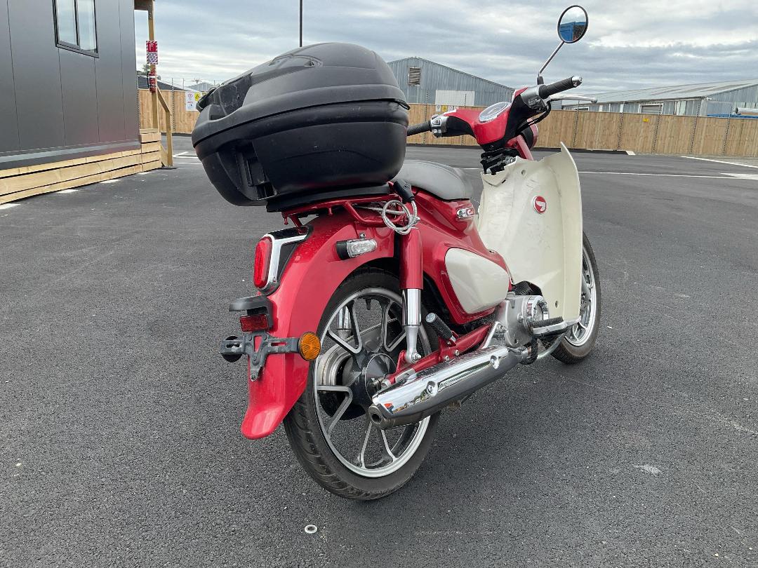 Photo '3' of Honda C Photo '3' of Honda C