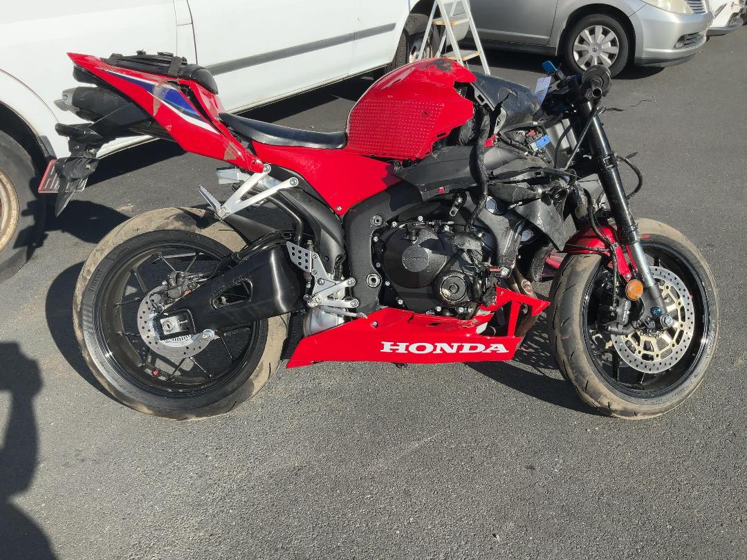 Photo '4' of Honda CBR 600RR P