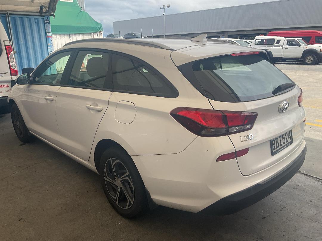 Photo '4' of Hyundai I30 PDE 1.5 Wagon Photo '4' of Hyundai I30 PDE 1.5 Wagon