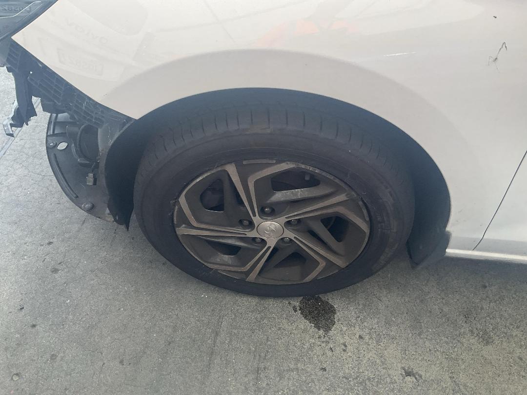 Photo '15' of Hyundai I30 PDE 1.5 Wagon Photo '15' of Hyundai I30 PDE 1.5 Wagon