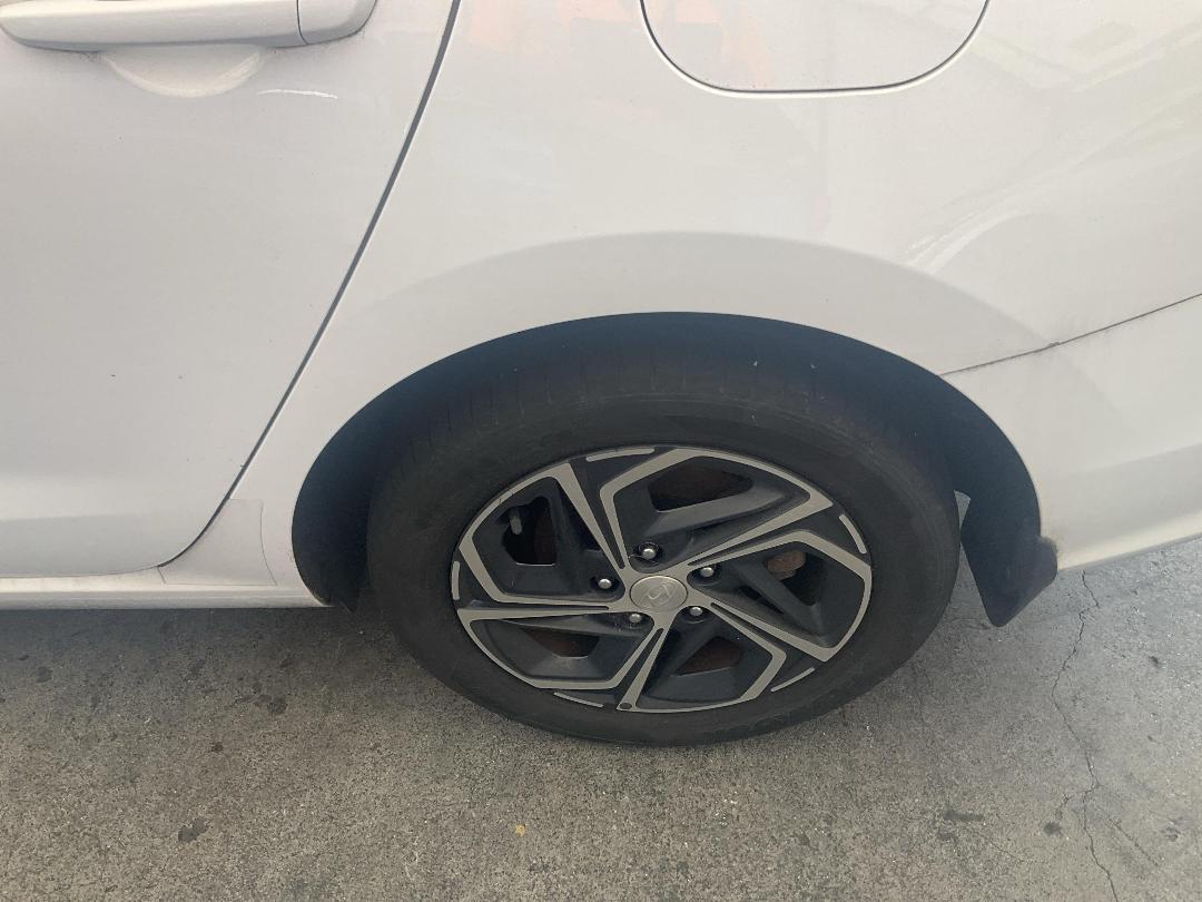 Photo '16' of Hyundai I30 PDE 1.5 Wagon Photo '16' of Hyundai I30 PDE 1.5 Wagon