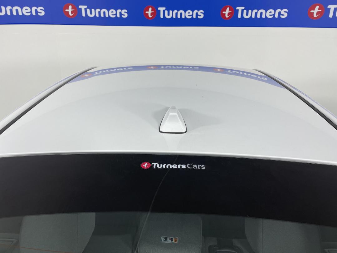 Photo '33' of Hyundai Ioniq