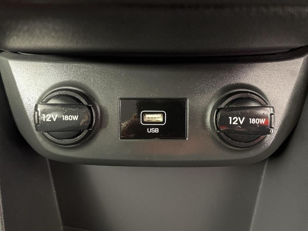 Photo '28' of Hyundai Ioniq