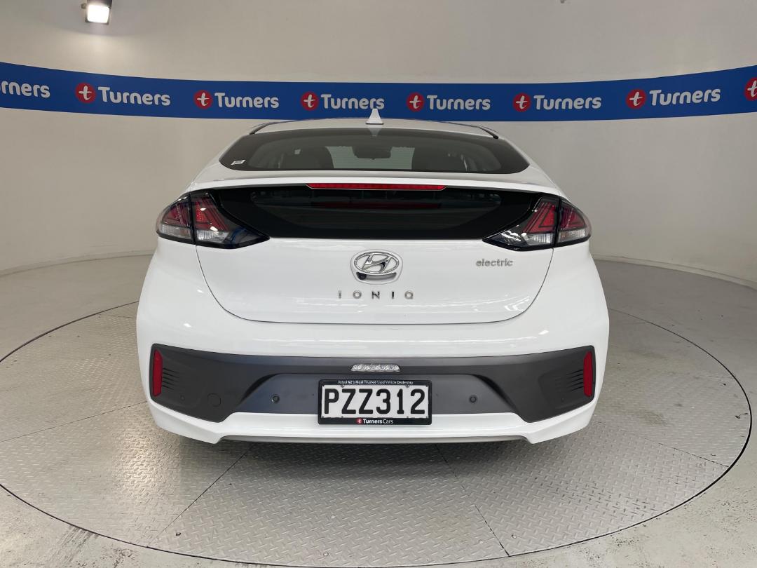 Photo '6' of Hyundai Ioniq Photo '6' of Hyundai Ioniq