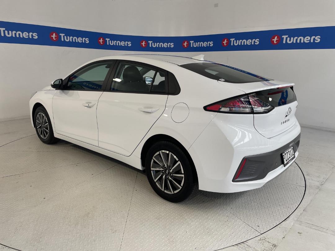 Photo '5' of Hyundai Ioniq Photo '5' of Hyundai Ioniq