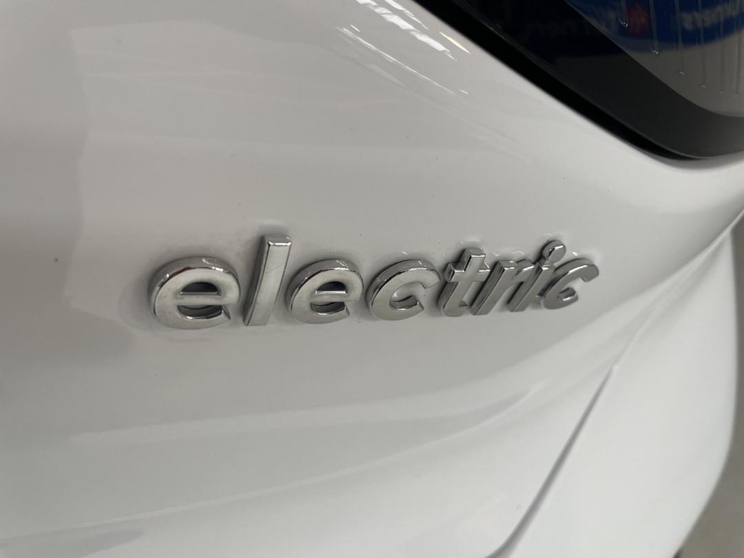 Photo '36' of Hyundai Ioniq Photo '36' of Hyundai Ioniq