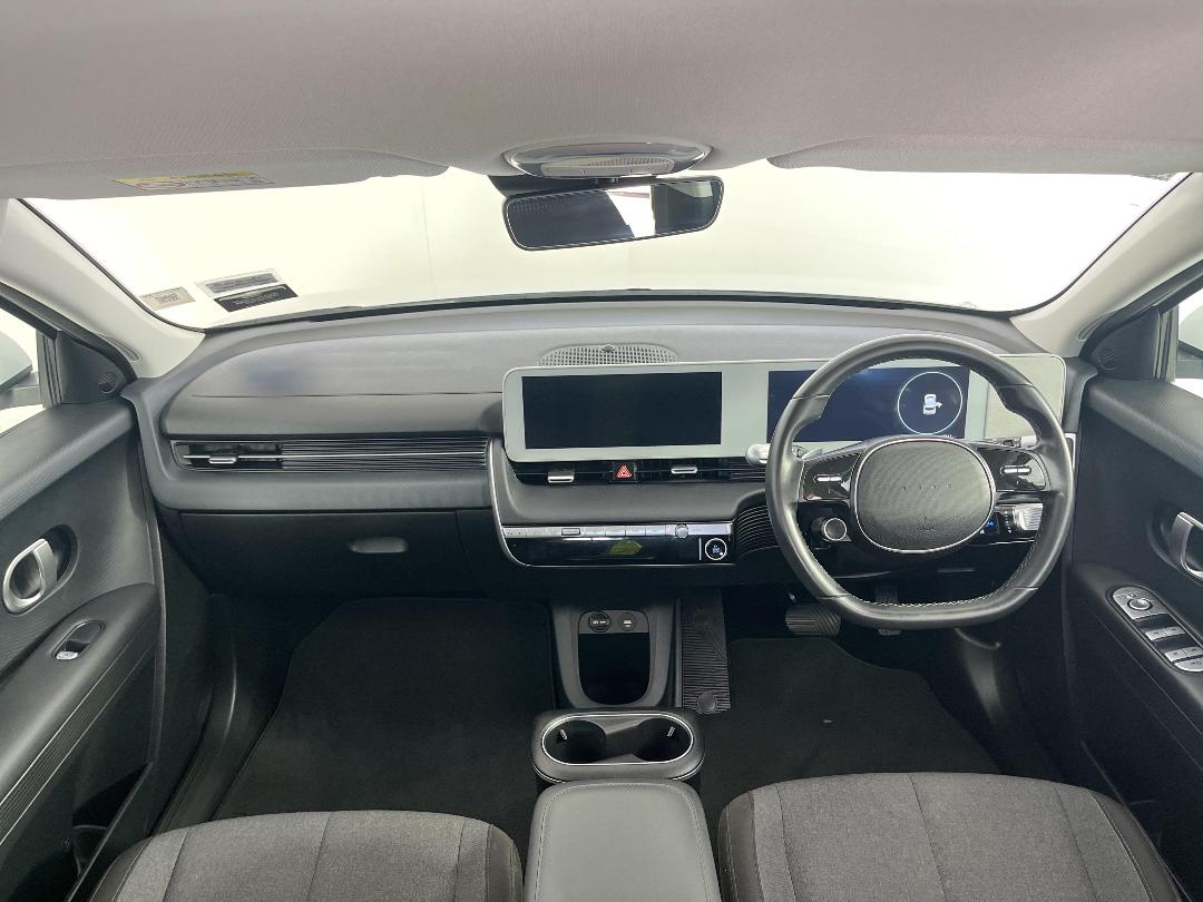 Photo '17' of Hyundai Ioniq 5