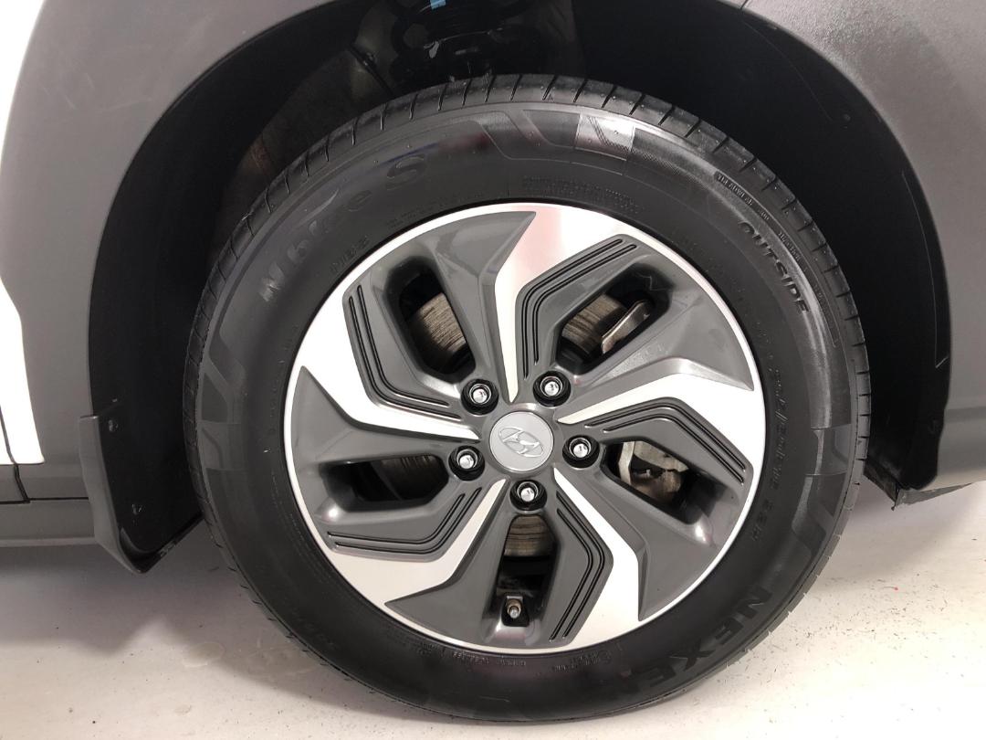 Photo '9' of Hyundai Kona Photo '9' of Hyundai Kona