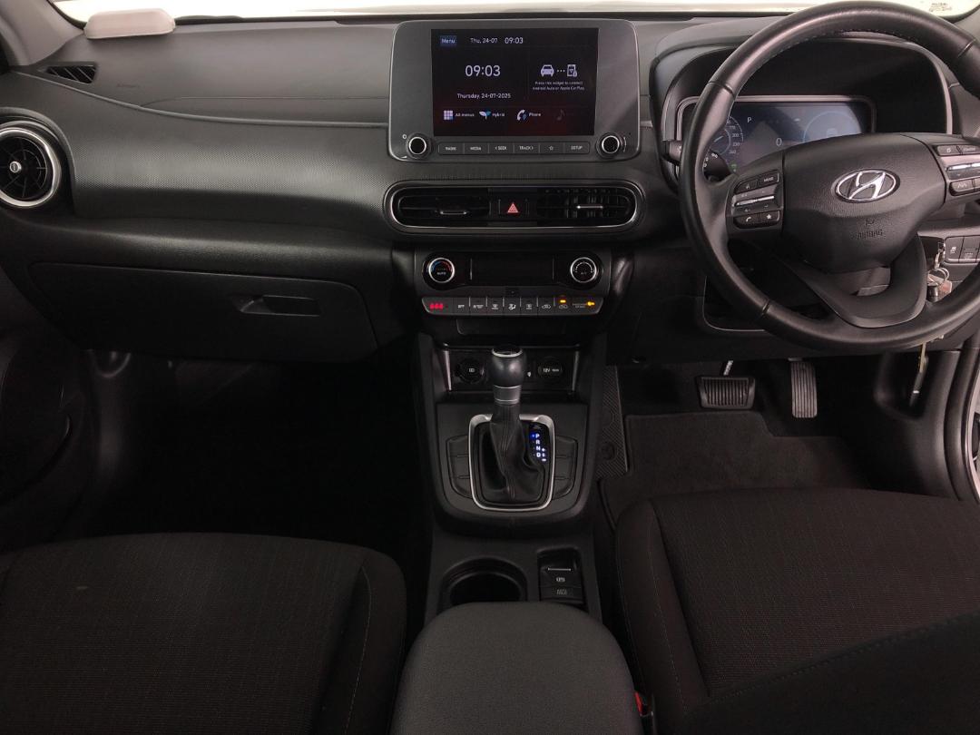 Photo '17' of Hyundai Kona Photo '17' of Hyundai Kona