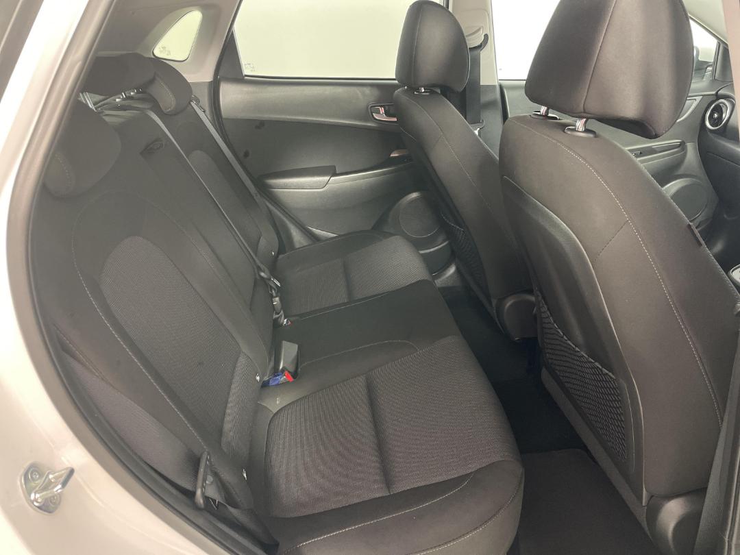 Photo '20' of Hyundai Kona Photo '20' of Hyundai Kona