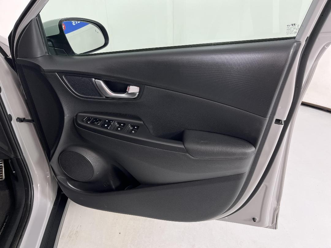 Photo '15' of Hyundai Kona