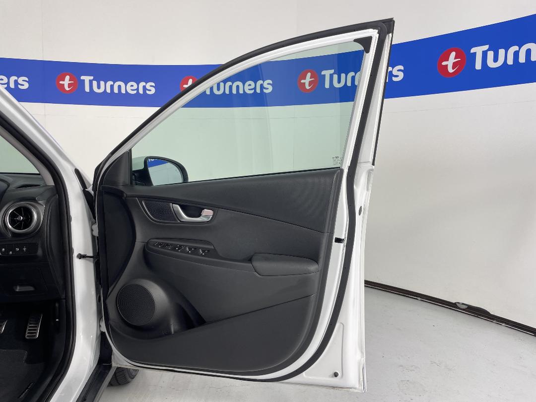 Photo '15' of Hyundai Kona