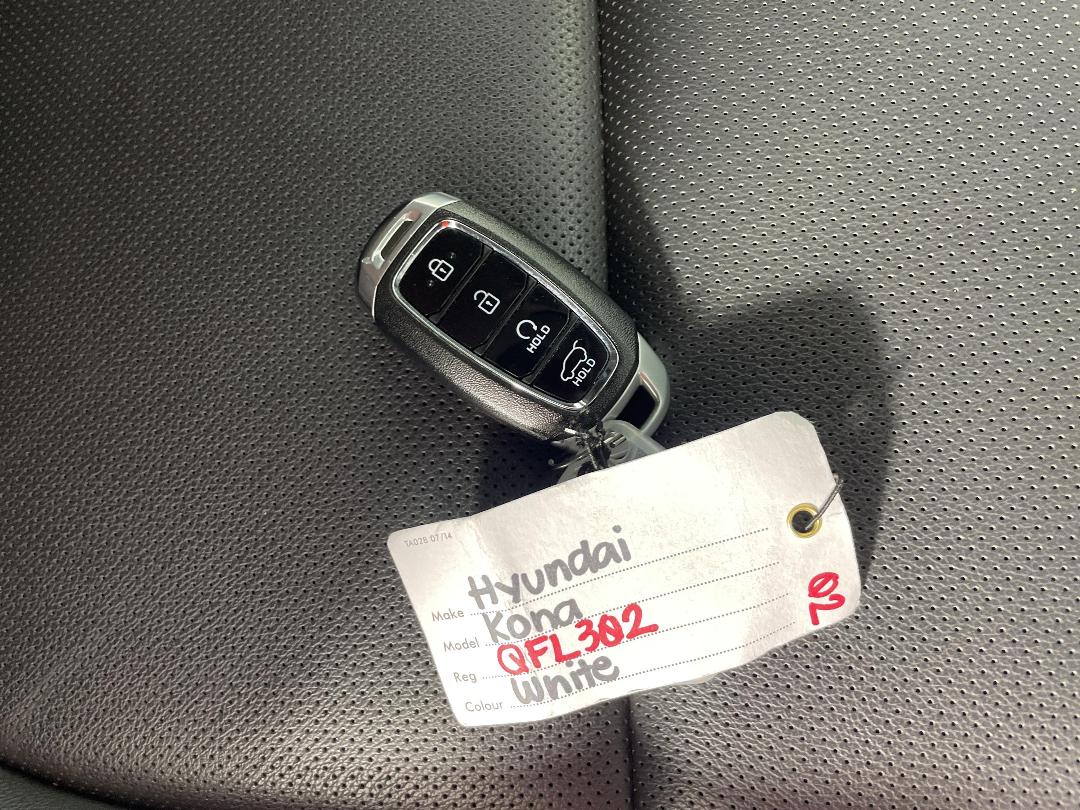 Photo '22' of Hyundai Kona