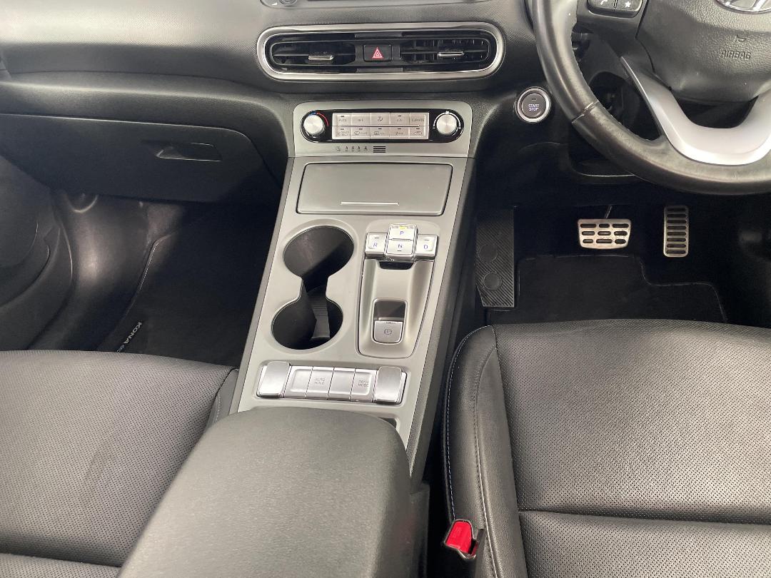 Photo '18' of Hyundai Kona