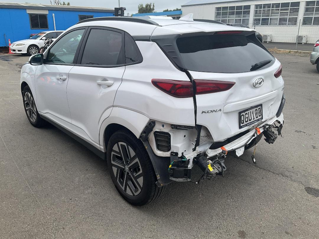 Photo '4' of Hyundai Kona EV Photo '4' of Hyundai Kona EV