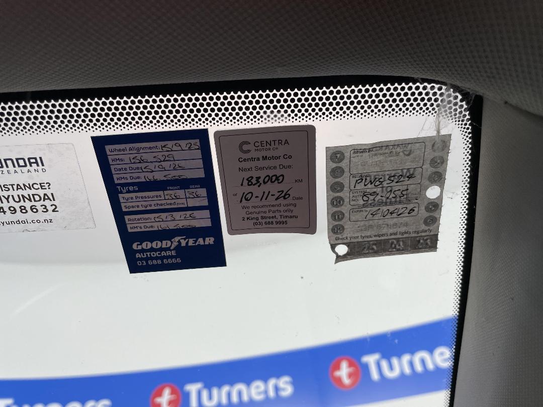 Photo '29' of Hyundai Santa FE