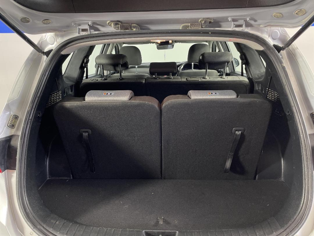 Photo '31' of Hyundai Santa FE