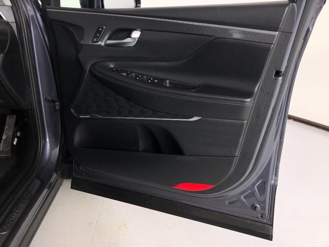 Photo '15' of Hyundai Santa FE