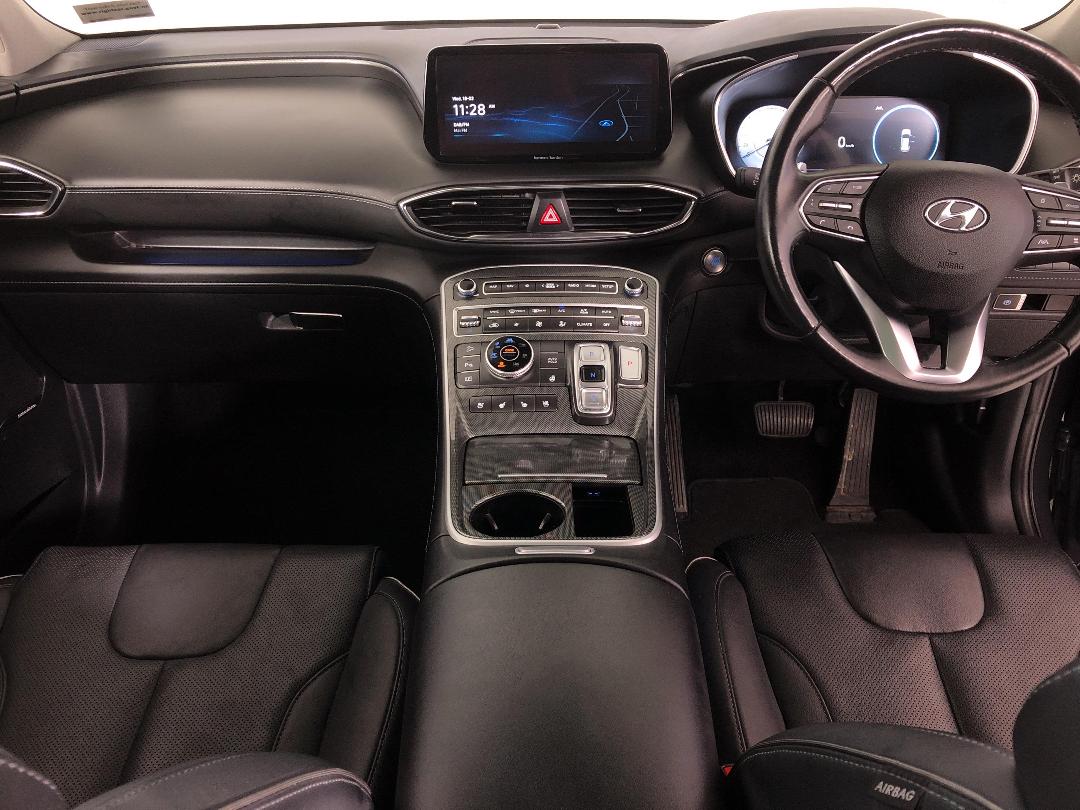 Photo '17' of Hyundai Santa FE