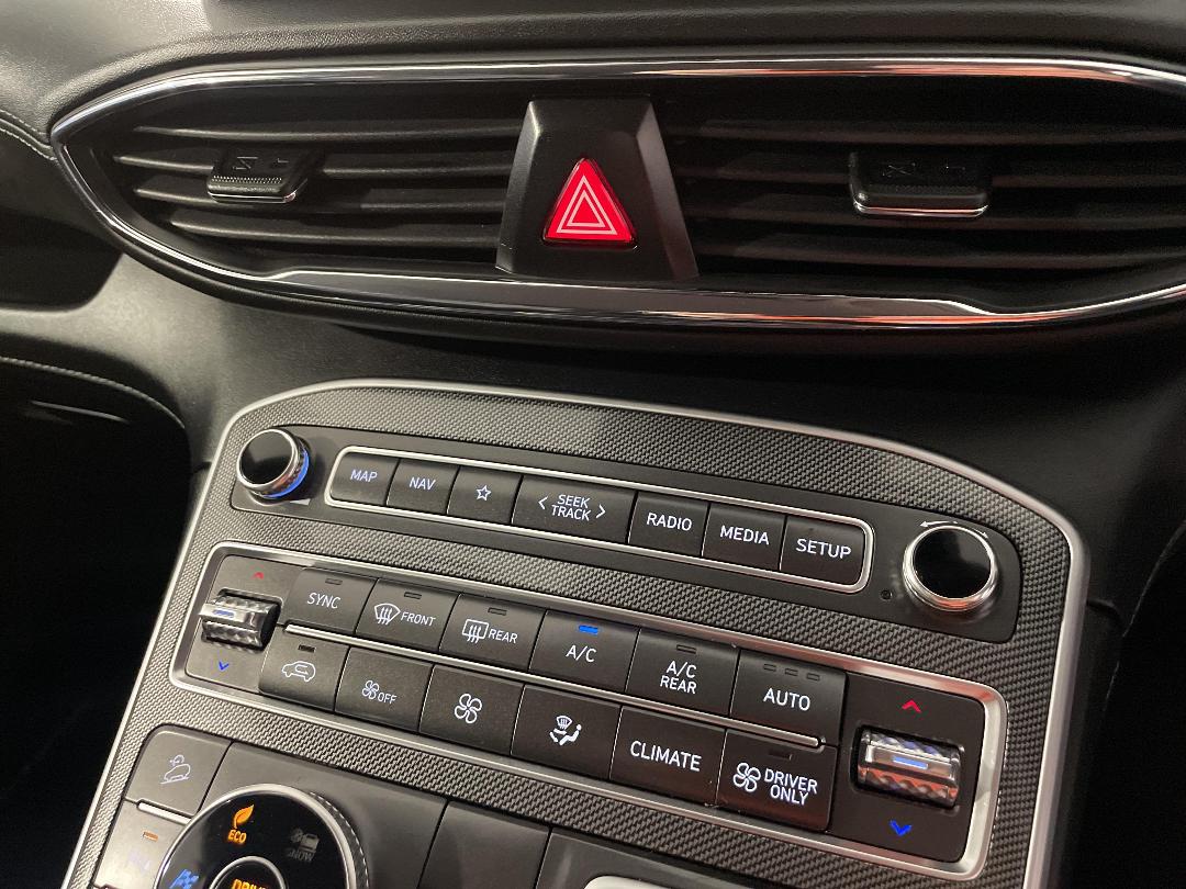 Photo '31' of Hyundai Santa FE Photo '31' of Hyundai Santa FE