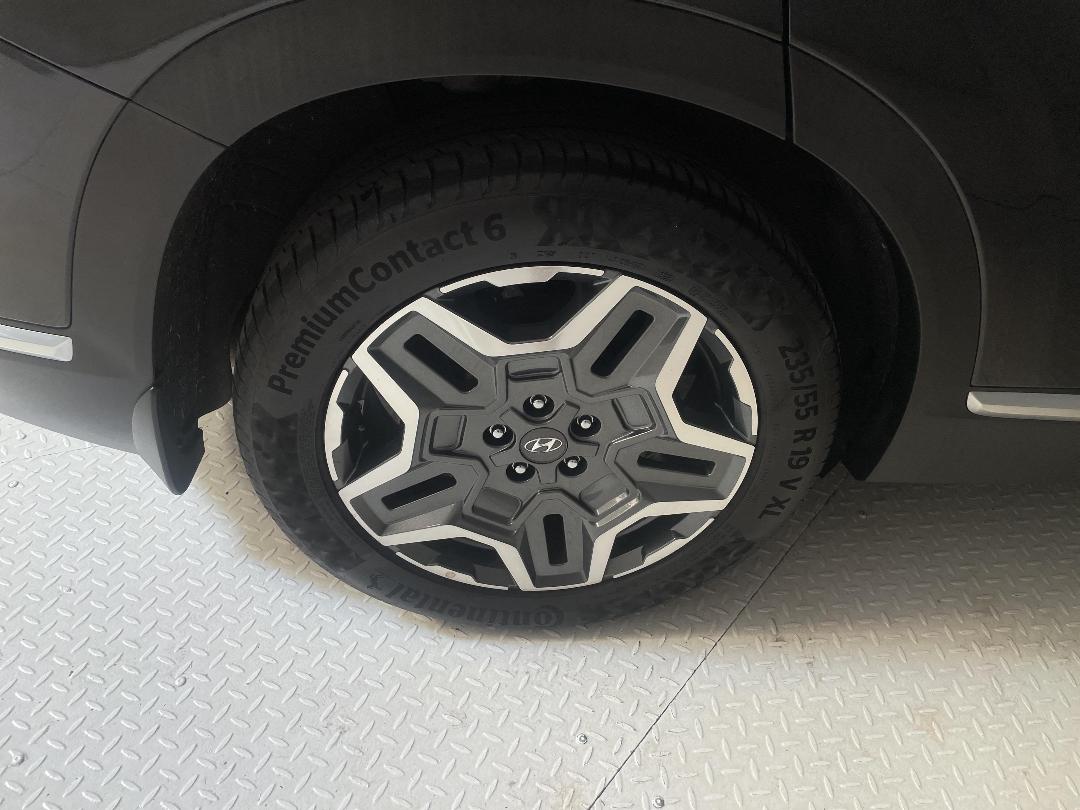 Photo '12' of Hyundai Santa FE