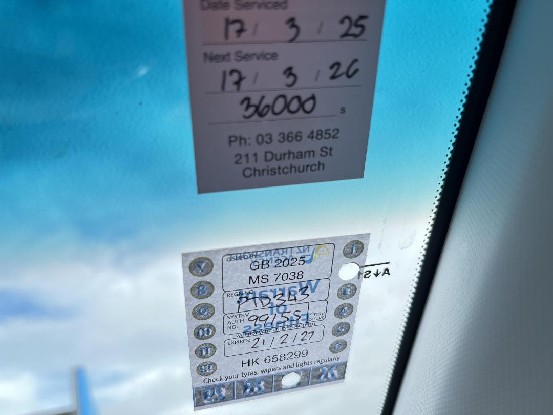 Photo '24' of Hyundai Staria Load