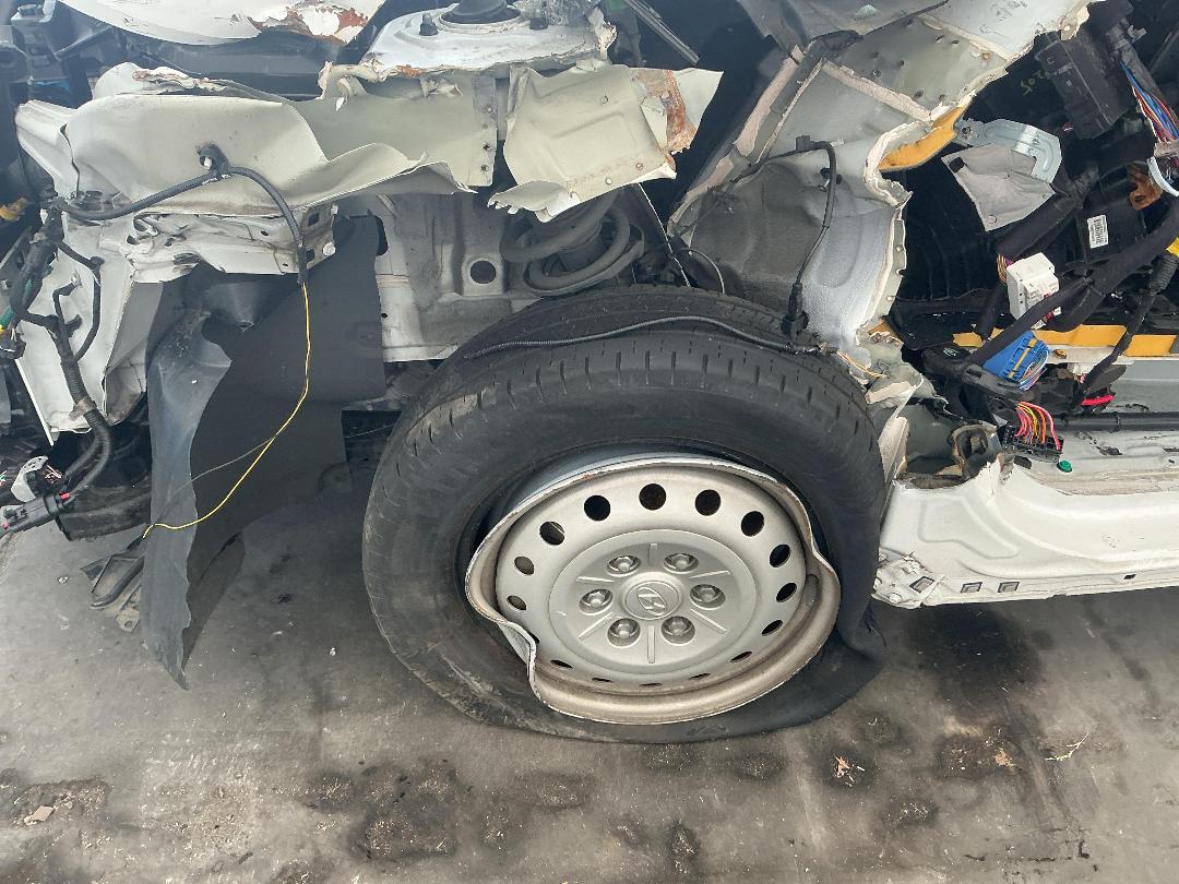 Photo '22' of Hyundai Staria Load