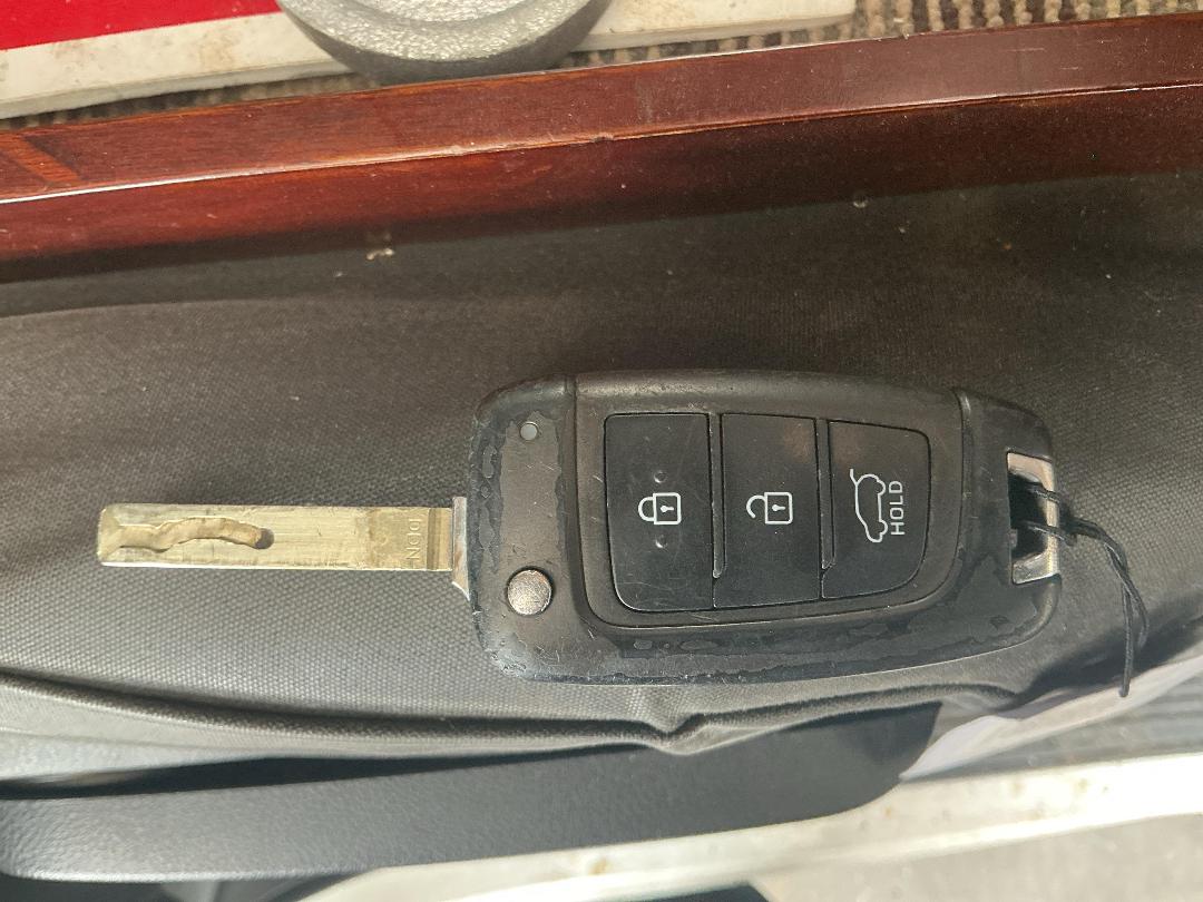 Photo '37' of Hyundai Staria Load