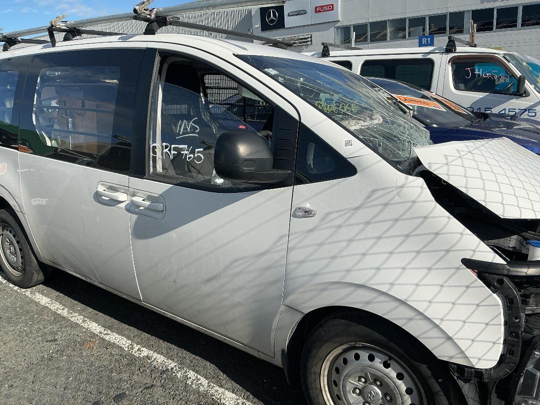 Photo '2' of Hyundai Staria Load