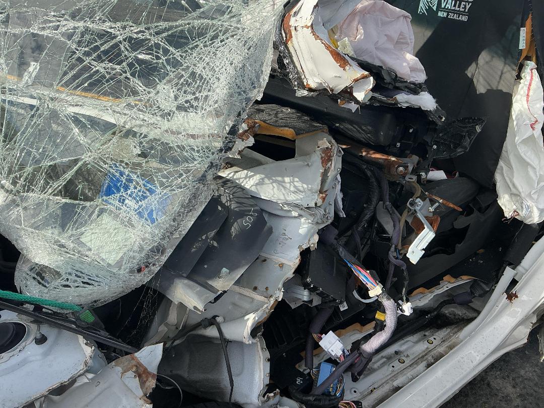 Photo '36' of Hyundai Staria Load