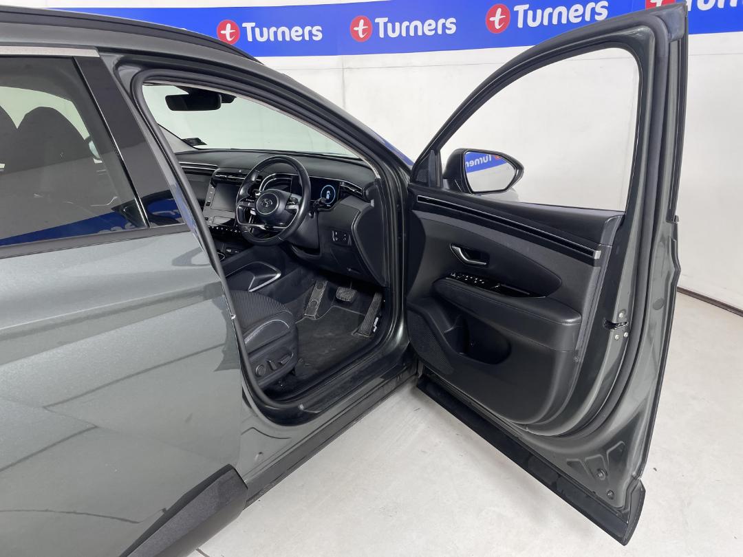 Photo '15' of Hyundai Tucson Photo '15' of Hyundai Tucson