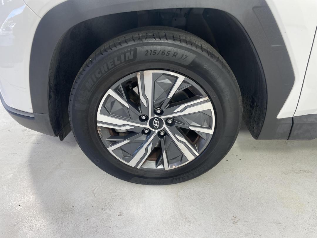 Photo '10' of Hyundai Tucson Photo '10' of Hyundai Tucson