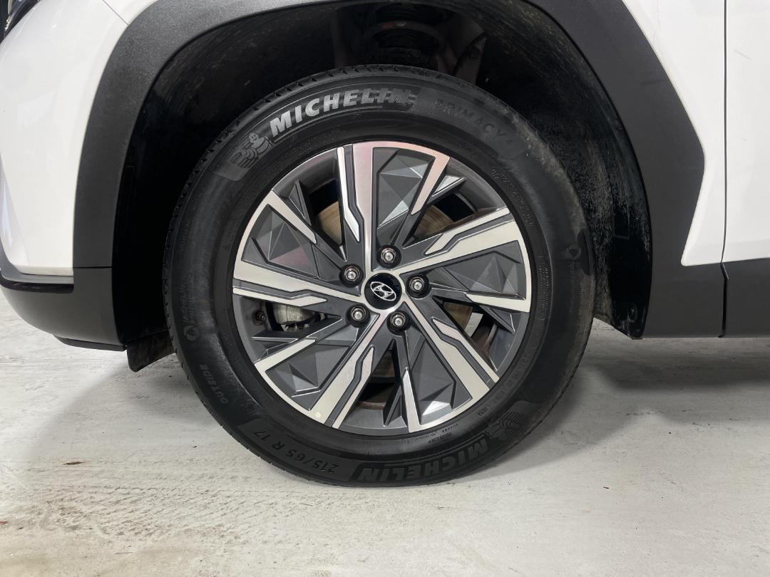 Photo '10' of Hyundai Tucson Photo '10' of Hyundai Tucson