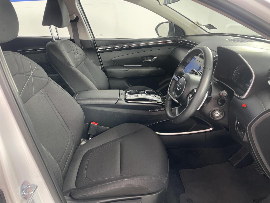 Photo '16' of Hyundai Tucson Photo '16' of Hyundai Tucson