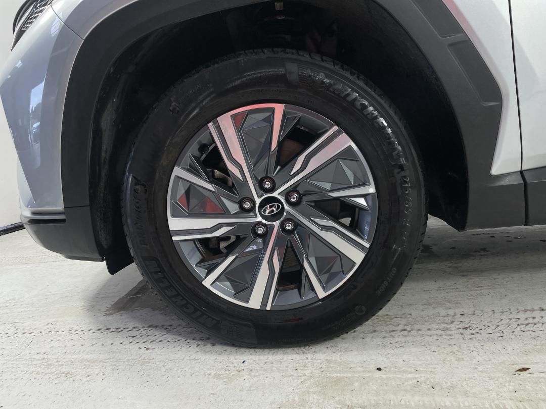 Photo '10' of Hyundai Tucson Photo '10' of Hyundai Tucson