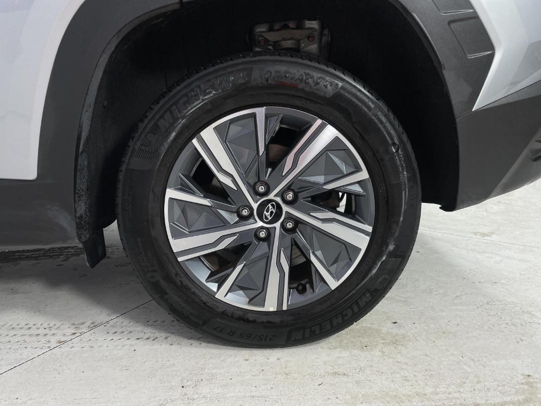 Photo '11' of Hyundai Tucson Photo '11' of Hyundai Tucson