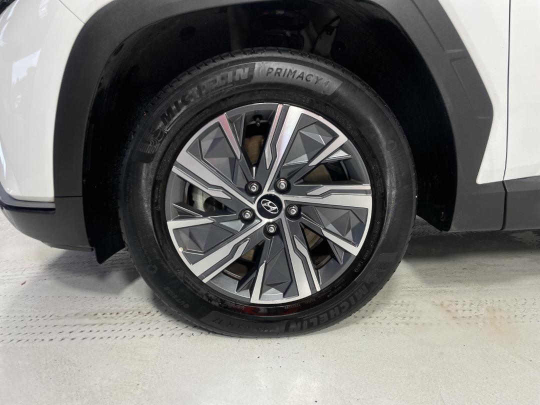 Photo '10' of Hyundai Tucson Photo '10' of Hyundai Tucson