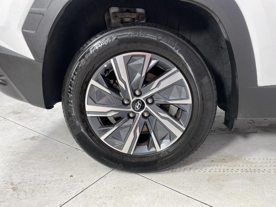 Photo '12' of Hyundai Tucson Photo '12' of Hyundai Tucson