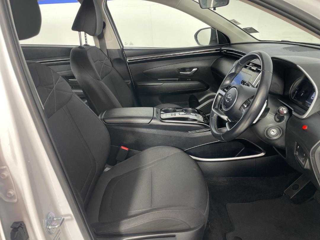 Photo '16' of Hyundai Tucson Photo '16' of Hyundai Tucson